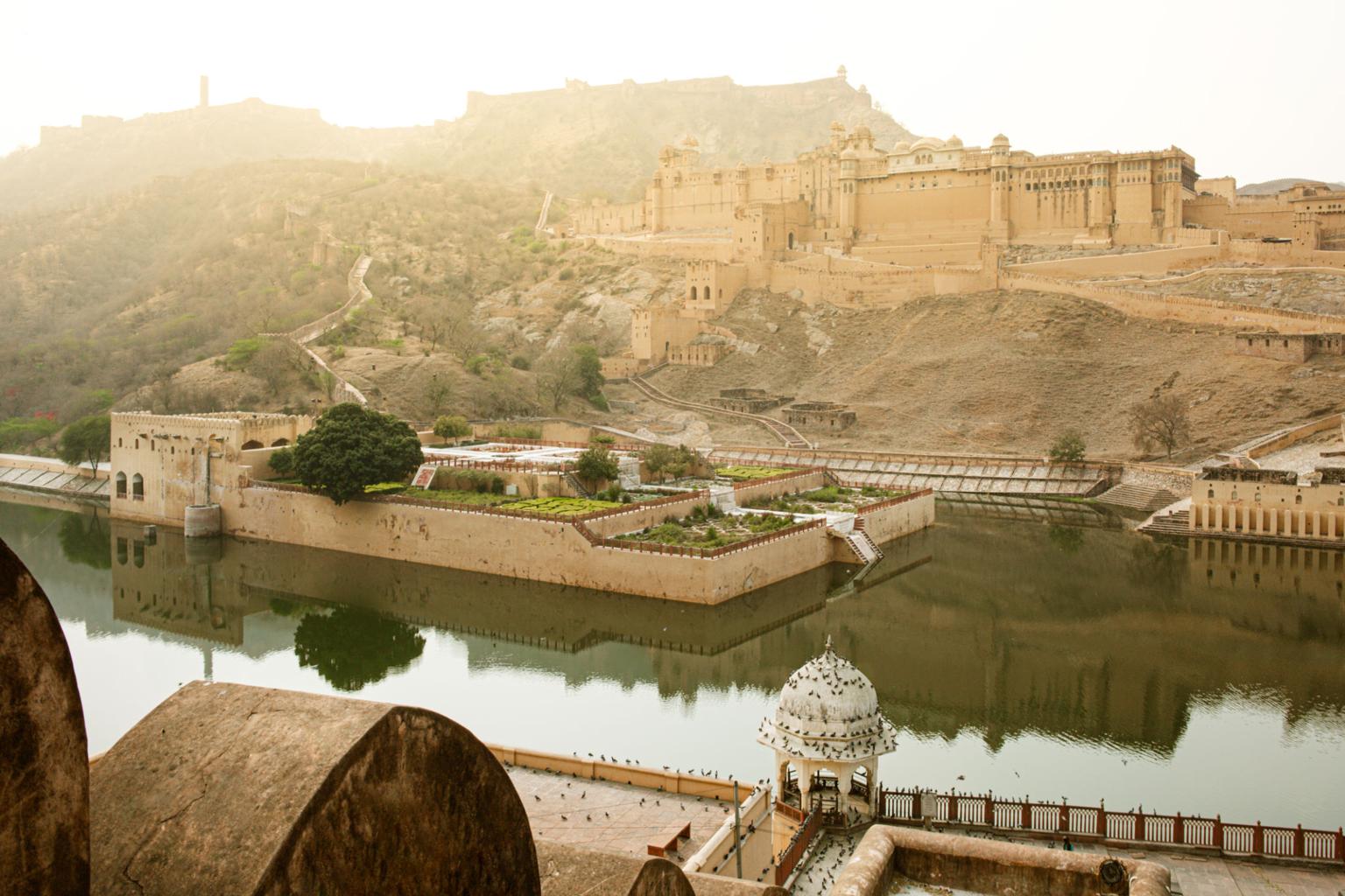 Udaipur Lake Palace - City of Lakes